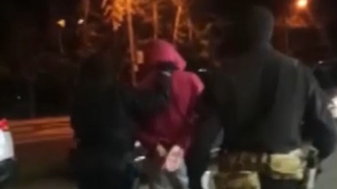 Подмосковными полицейскими задержаны подозреваемые в хищении двух миллионов медицинских масок и нескольких сотен электронных термометров
