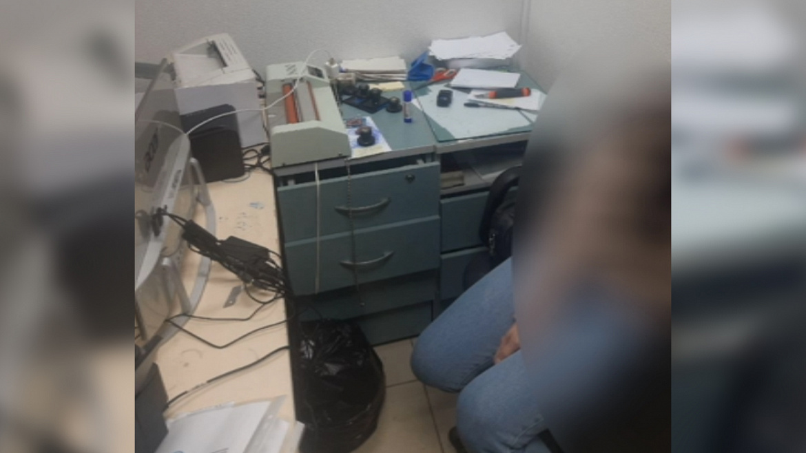 В Москве задержан подпольный изготовитель фиктивных разрешений на работу для иностранцев