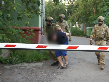 Красноярские оперативники совместно со спецназом задержали подозреваемых в хищении крупной суммы денег