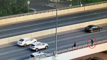 Столичные полицейские помогли мужчине, который оказался в тяжёлой жизненной ситуации, не совершить роковой поступок