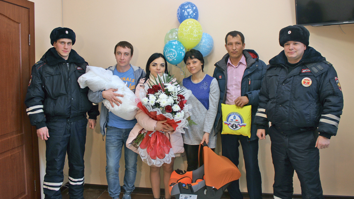 Проводили в роддом и встретили
