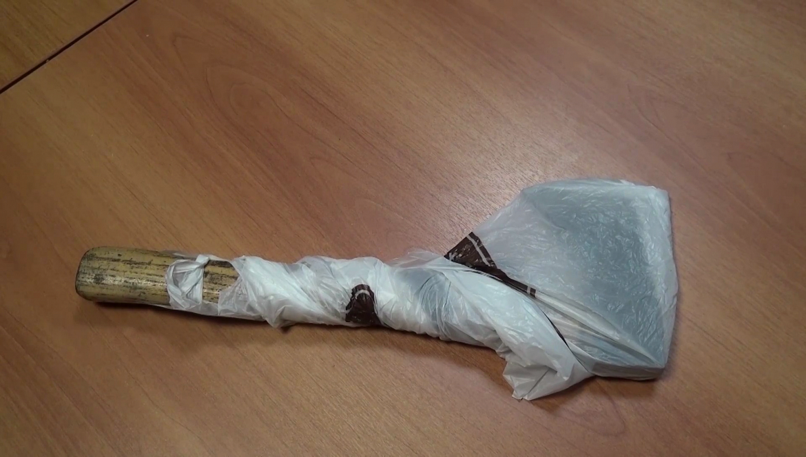 Подмосковные полицейские задержали подозреваемого в разбойном нападении на таксиста
