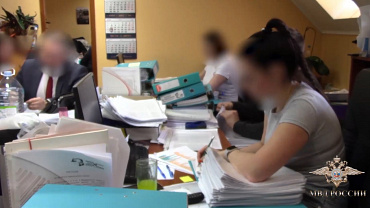 В Калининградской области выявлены факты причинения энергосетевой компании имущественного ущерба в особо крупном размере
